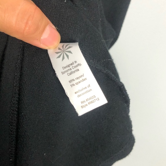 ATHLETA criss cross back  tunic tank top scoop neck black size M super soft - Picture 11 of 13